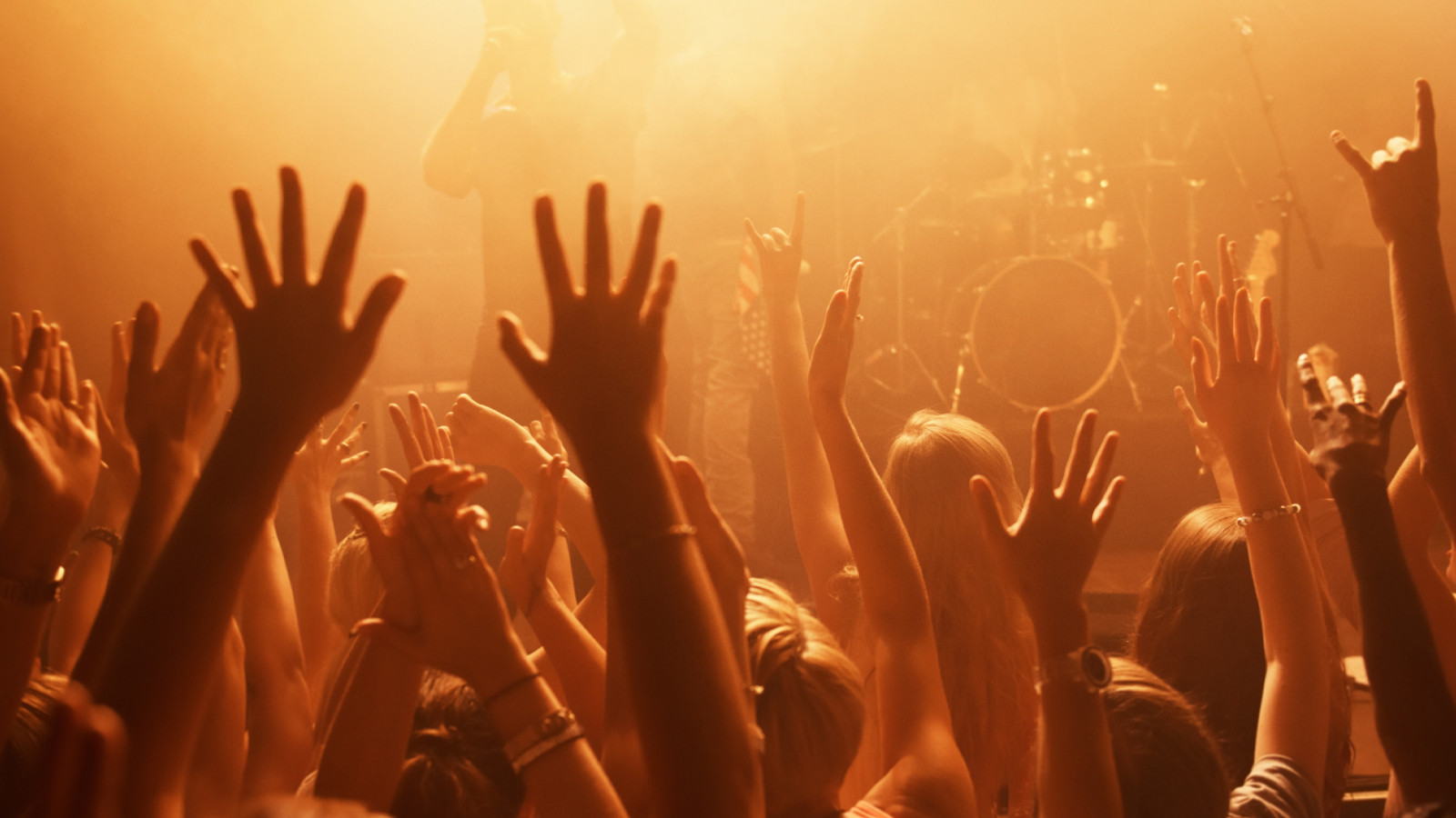 İstanbul gece hayatında alarm! Müşterileri adım adım takip ediliyor!