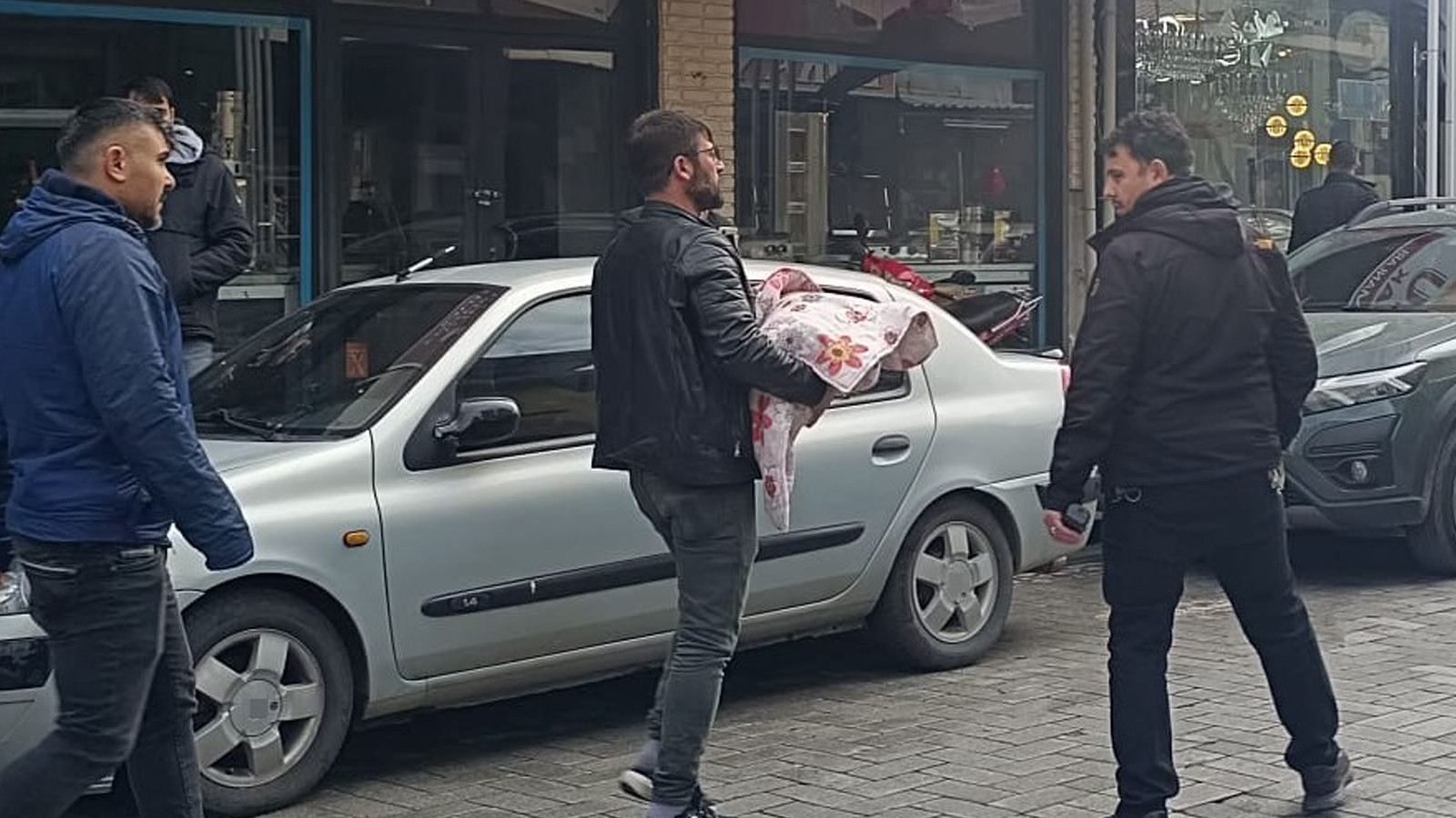 Manisa'da 3 aylık bebek yatağında ölü bulundu