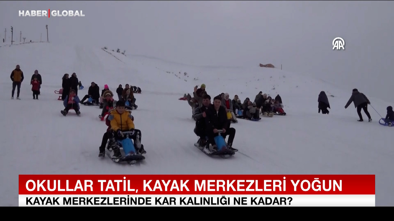 Okullar tatil, kayak merkezleri yoğun