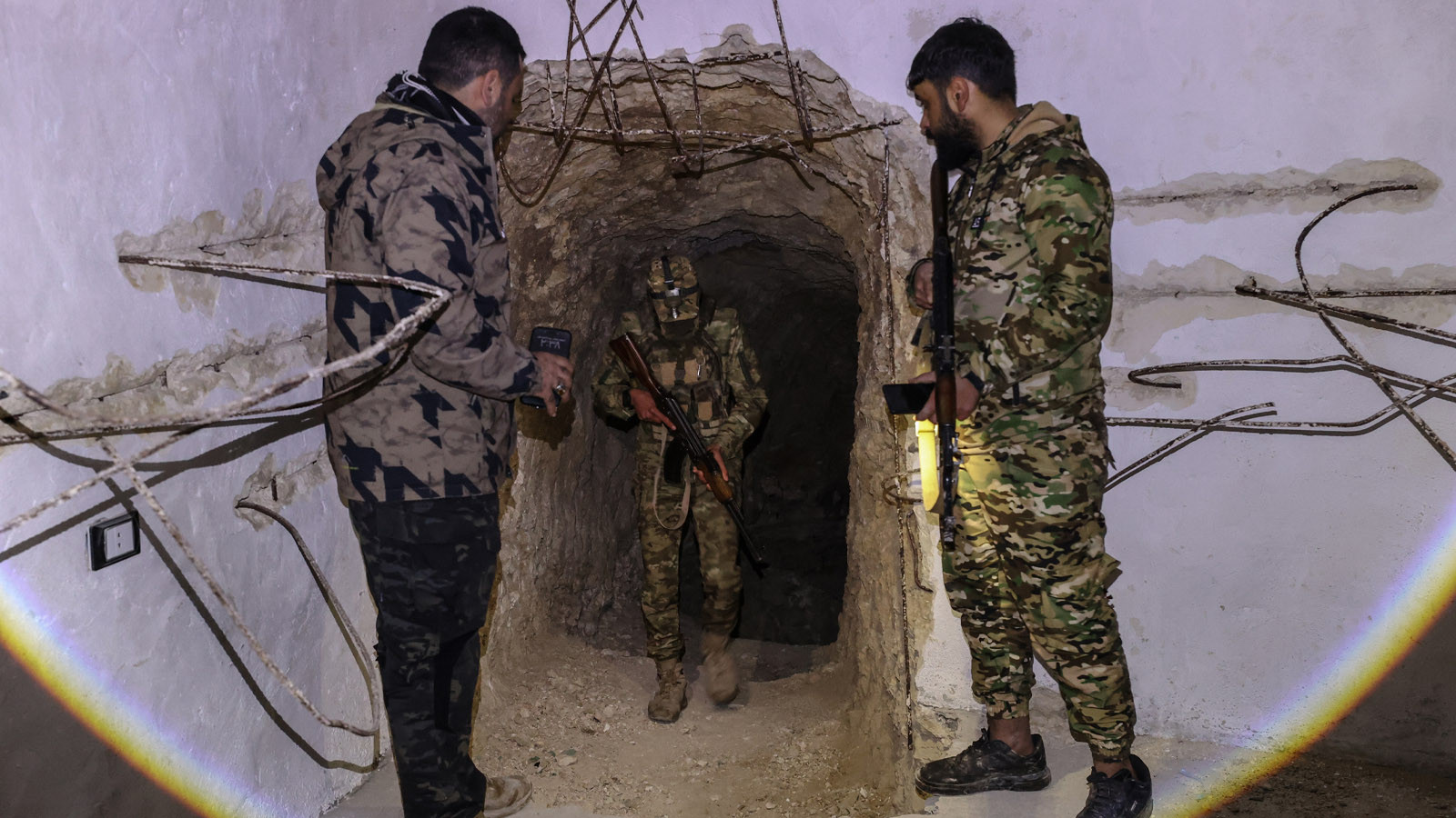 Ayn İsa'da sivil yerleşim yerlerindeki YPG tünelleri ortaya çıktı