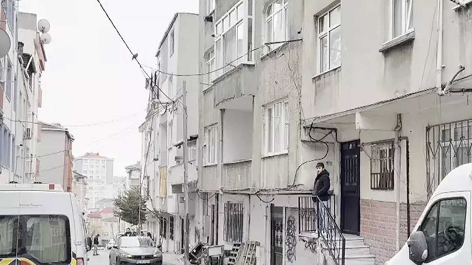 Bağcılar'da korkunç olay! 3 kişi evde ölü bulundu