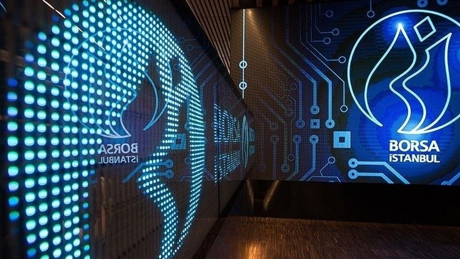 Borsa İstanbul günü rekor seviyeden tamamladı