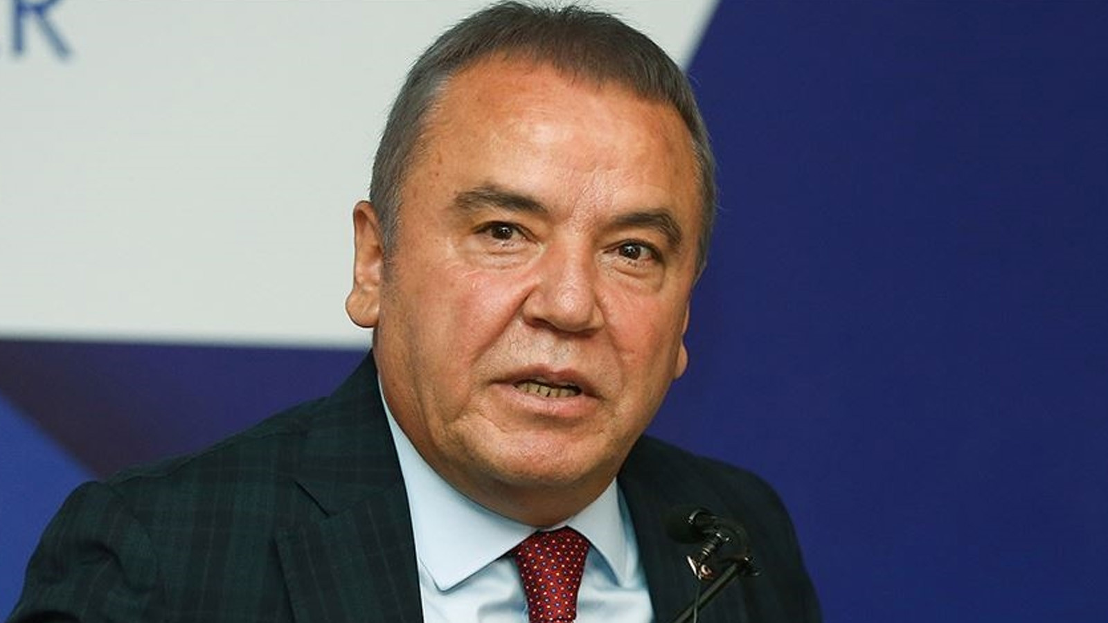 Rüşvet ve yolsuzluk soruşturmasında Muhittin Böcek ve 41 kişi hakkındaki iddianame tamamlandı