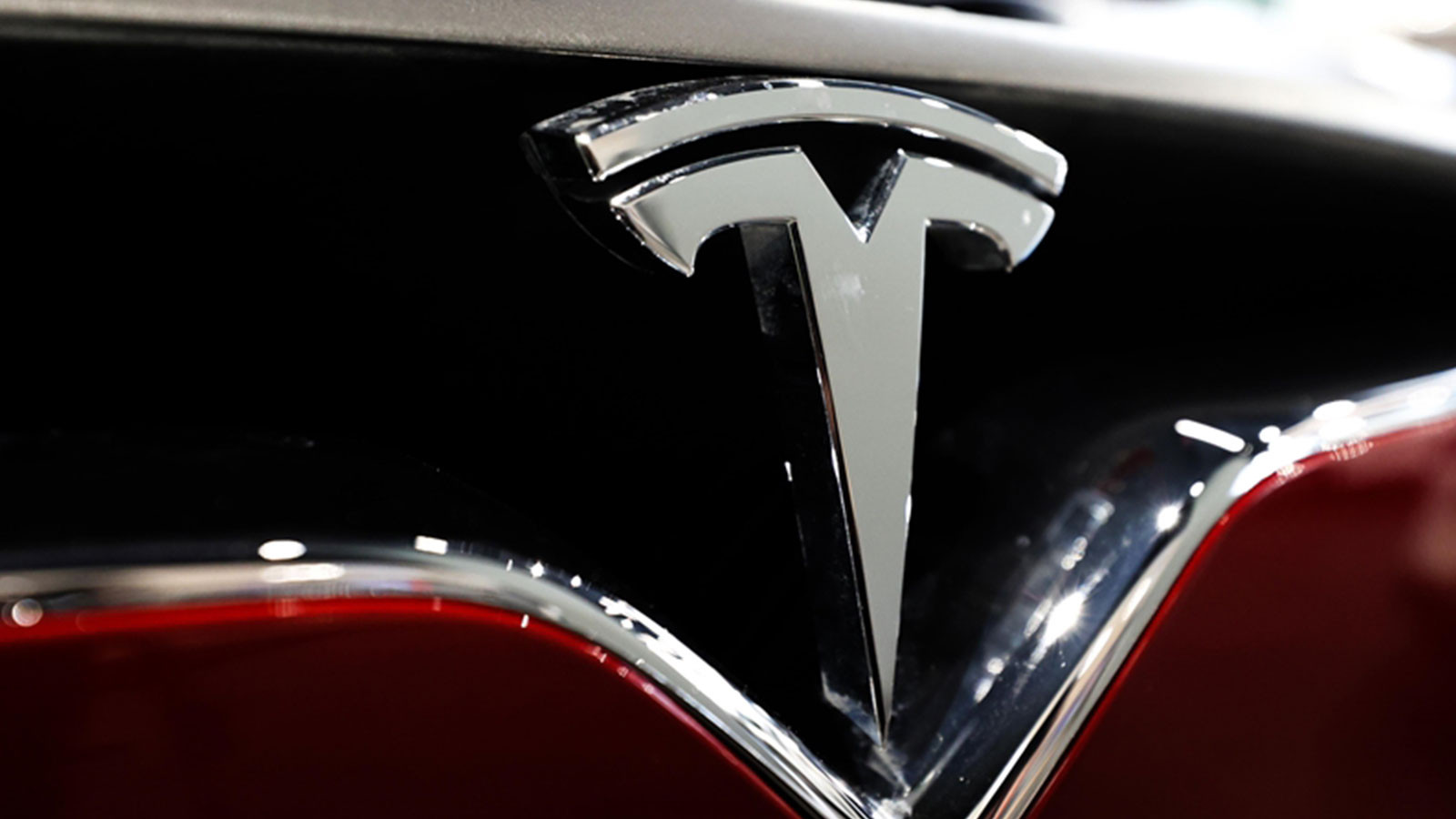 AB'de Tesla satışlarının düşüşü sürüyor
