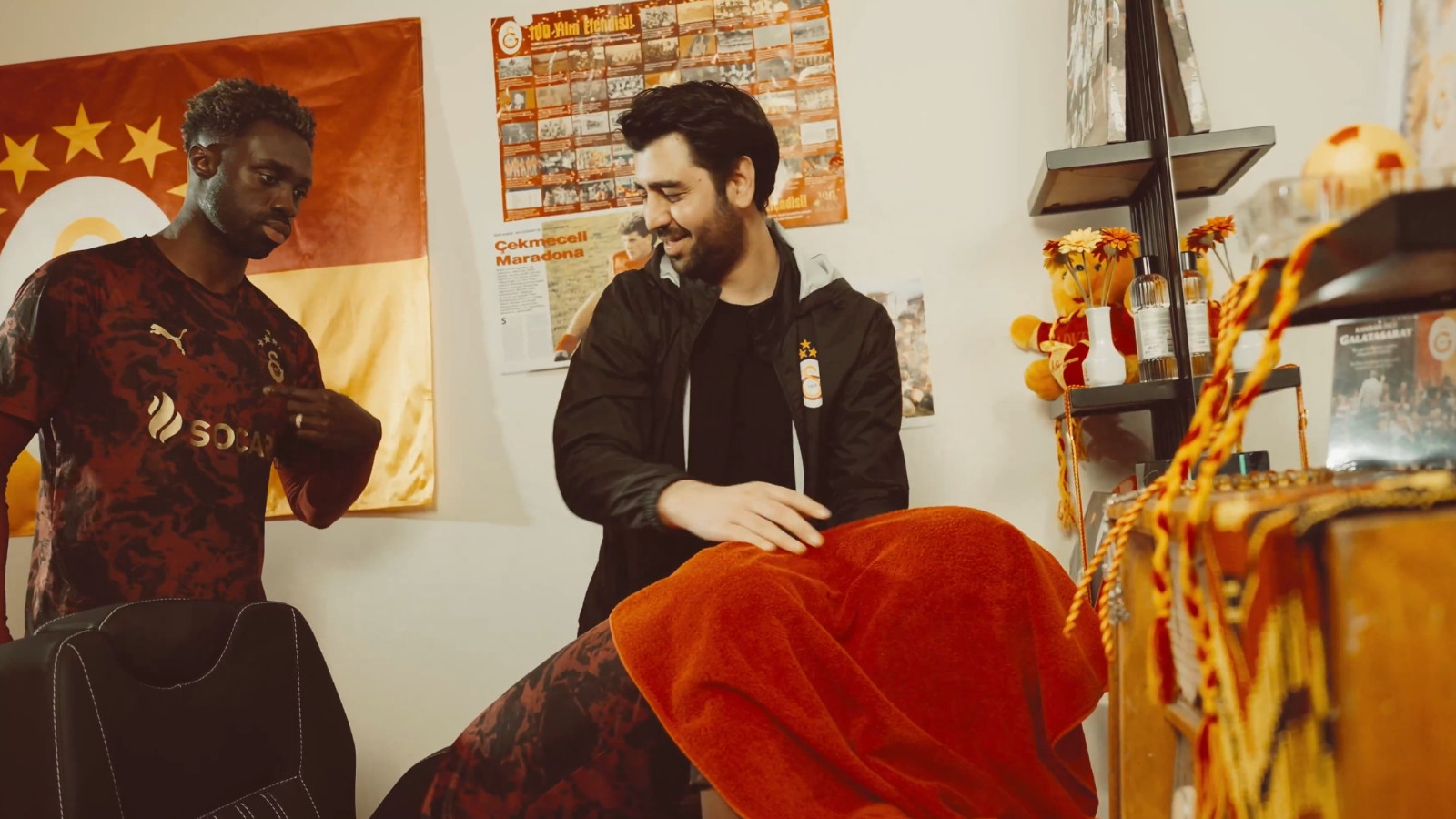 Galatasaray'ın transfer videosunda Trabzonspor'a gönderme