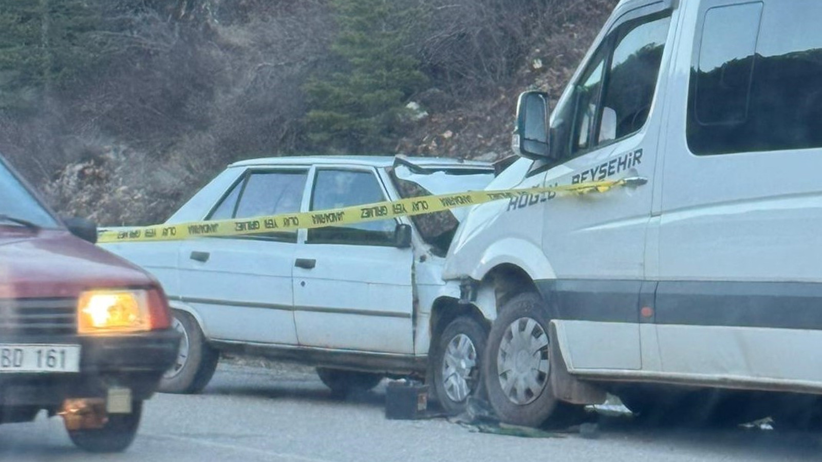 Konya’da otomobil ile yolcu minibüsü çarpıştı! Ölü ve yaralılar
