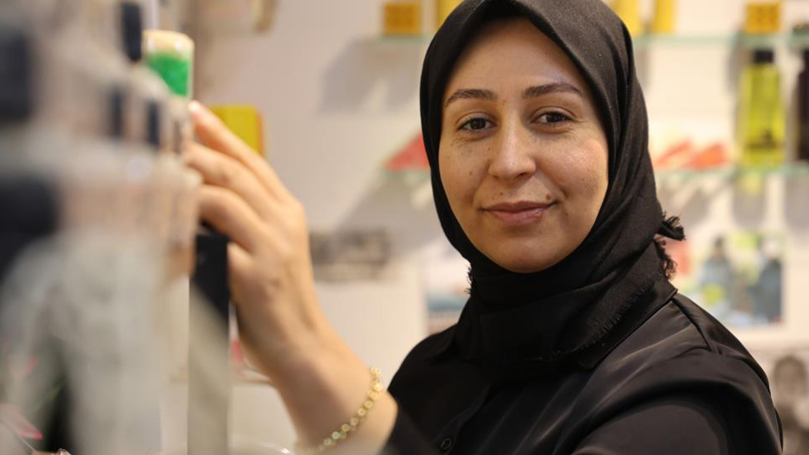 3 çeşitle başladı, 100 çeşitle dükkan açtı; bitkilerin özünü paraya dönüştürüyor