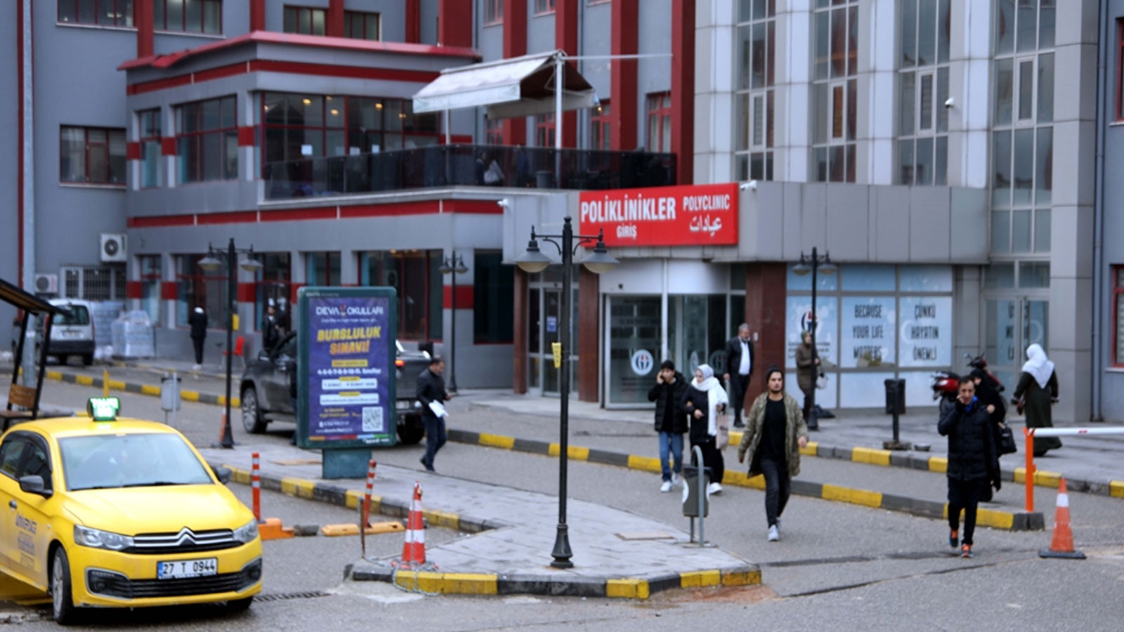 Gaziantep'te vahşet: Boşanma aşamasındaki eşini kaldırım taşıyla dövdü