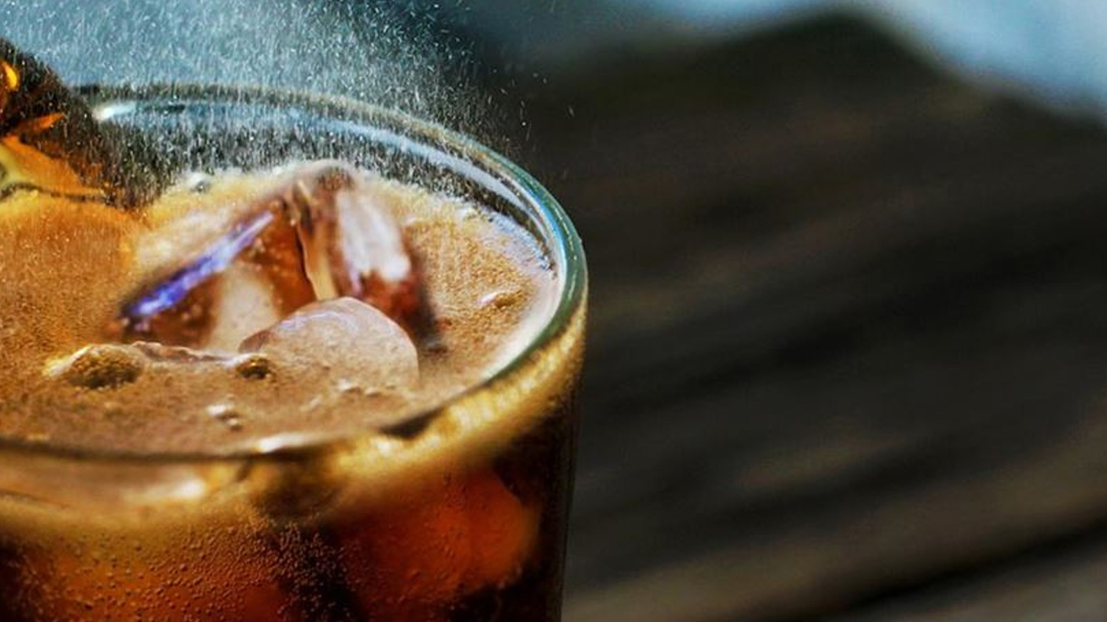 İğrenç skandal: Popüler içeceklere bir yıl boyunca idrar karıştırdı, savunması 'pes' dedirtti