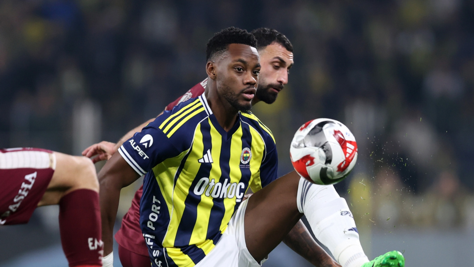 Jhon Duran, Fenerbahçe yazısını kaldırdı! Teklif var denildi