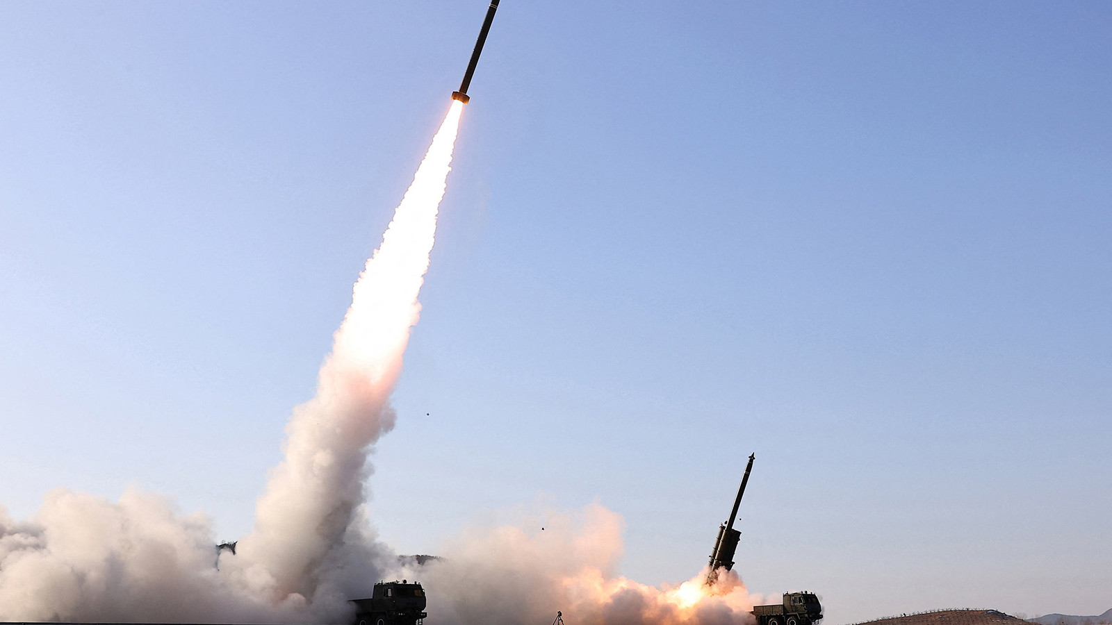 Kuzey Kore'den yeni hamle! Kim Jong-Un da izledi