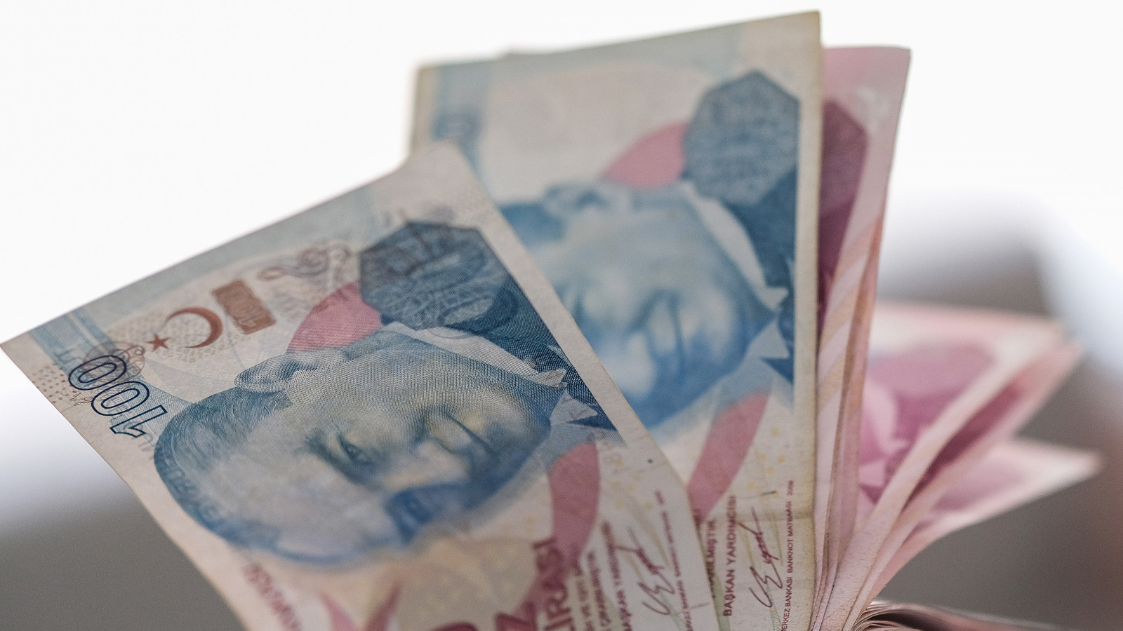 Tüm emekli maaşları artabilir: SGK uzmanı Özgür Erdursun’dan dikkat çeken intibak formülü