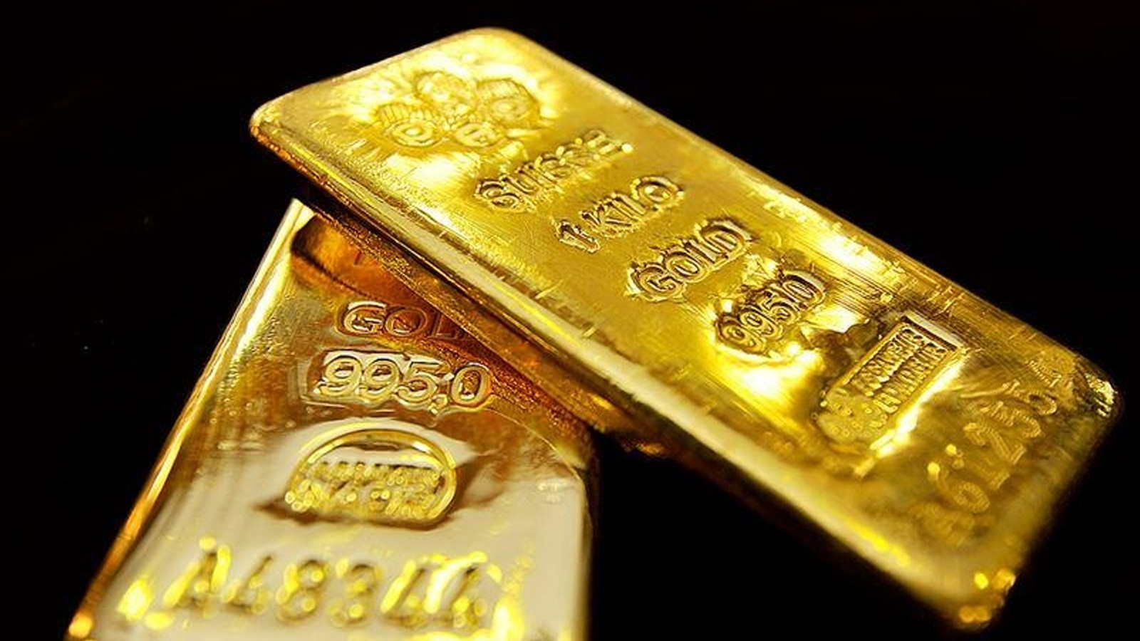 Altının kilogram fiyatı 7 milyon 995 bin liraya yükseldi