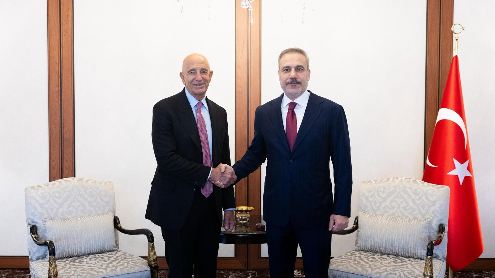 Bakan Fidan, ABD Büyükelçisi Barrack'ı kabul etti