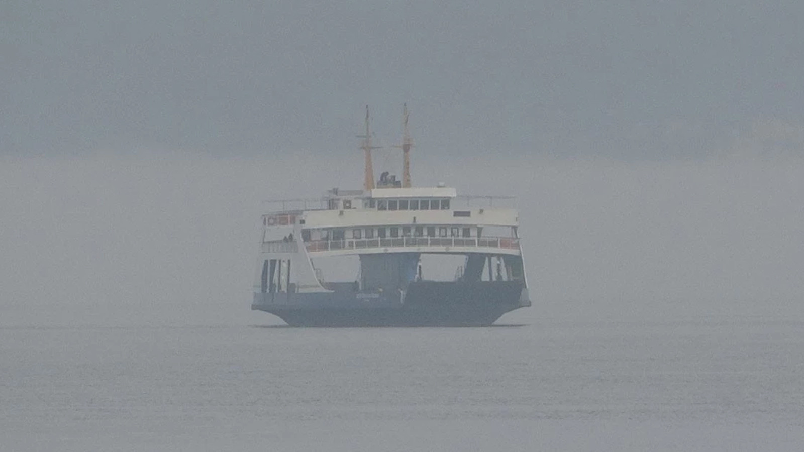 Çanakkale Boğazı fırtına nedeniyle transit gemi geçişlerine kapatıldı