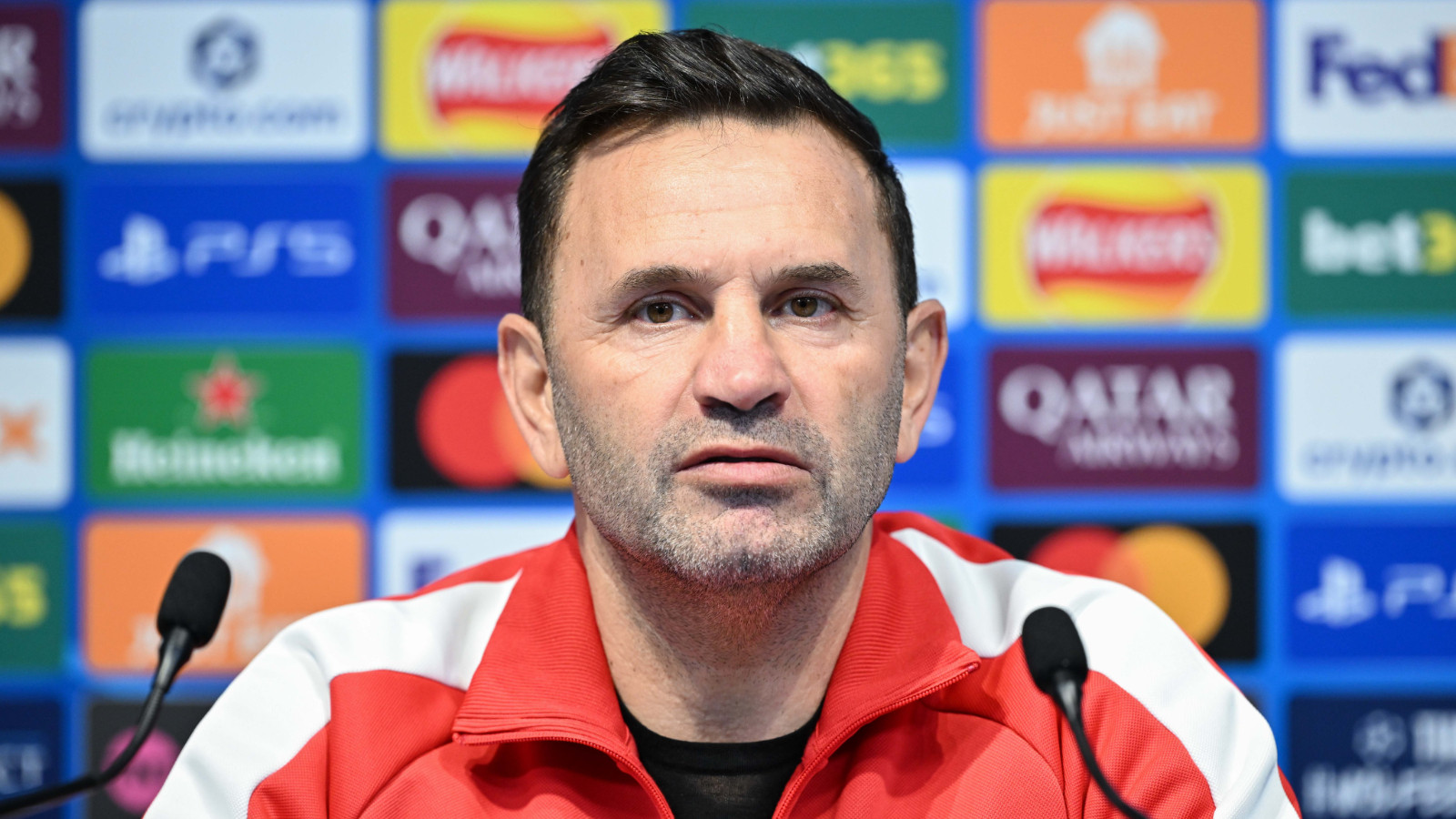 Galatasaray Teknik Direktörü Okan Buruk: Kim gelirse gelsin cesur oynamalıyız