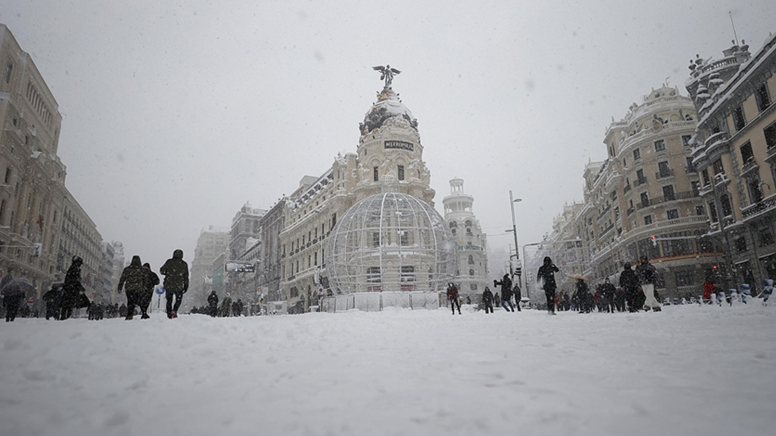 Kristin Fırtınası nedeniyle Portekiz’de 5 kişi öldü, İspanya'da okullar tatil edildi