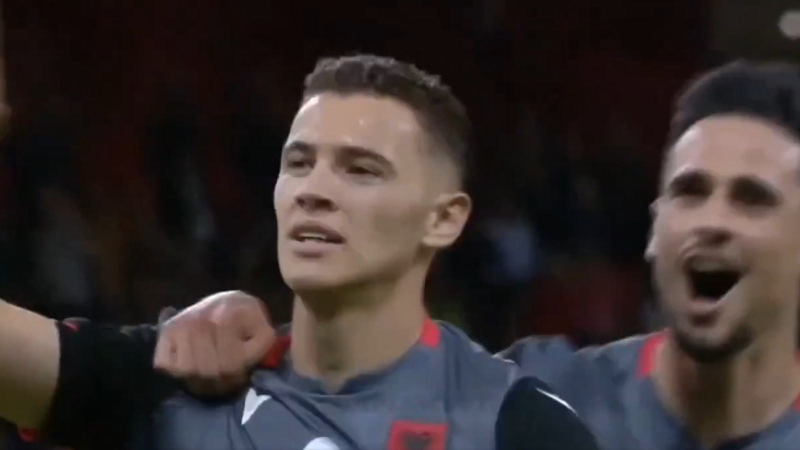 Kristjan Asllani'nin İstanbul'a geliş saati açıklandı