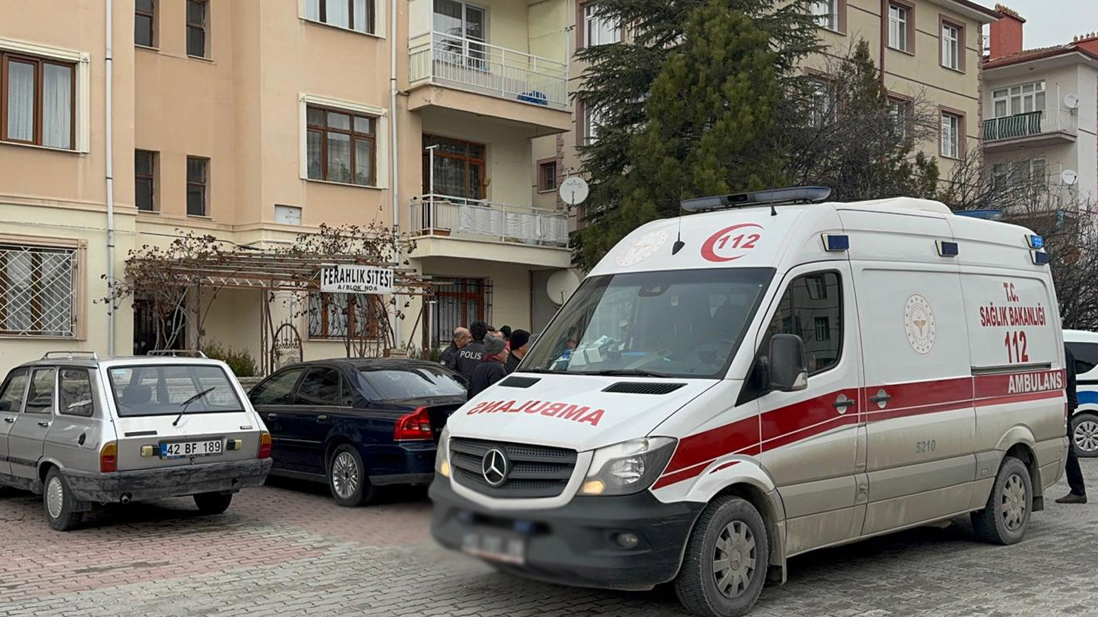 Tüfeğini temizlerken kendini vurdu