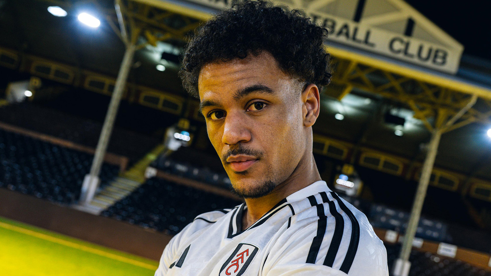 Fulham, Manchester City'den Oscar Bobb'u renklerine bağladı