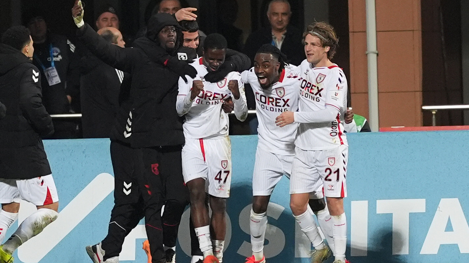 Samsunspor, Süper Lig'de 7 hafta sonra güldü