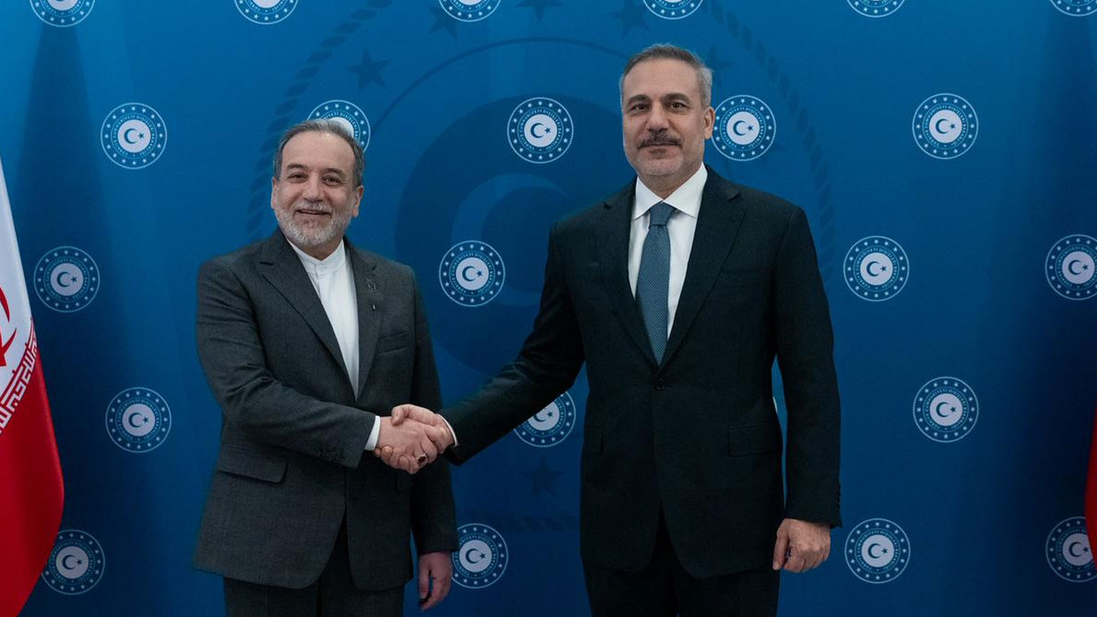 İstanbul'da kritik görüşme! Bakan Fidan ve İran Dışişleri Bakanı Arakçi'den önemli mesajlar