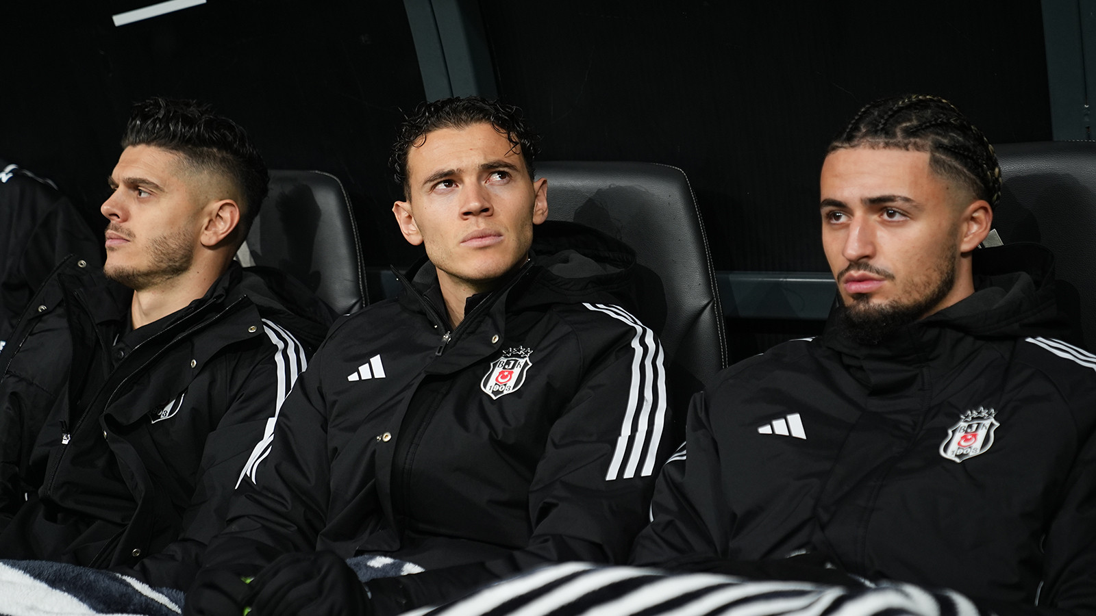 Beşiktaş'ın yeni transferi Kristjan Asllani 6 dakikada kızardı