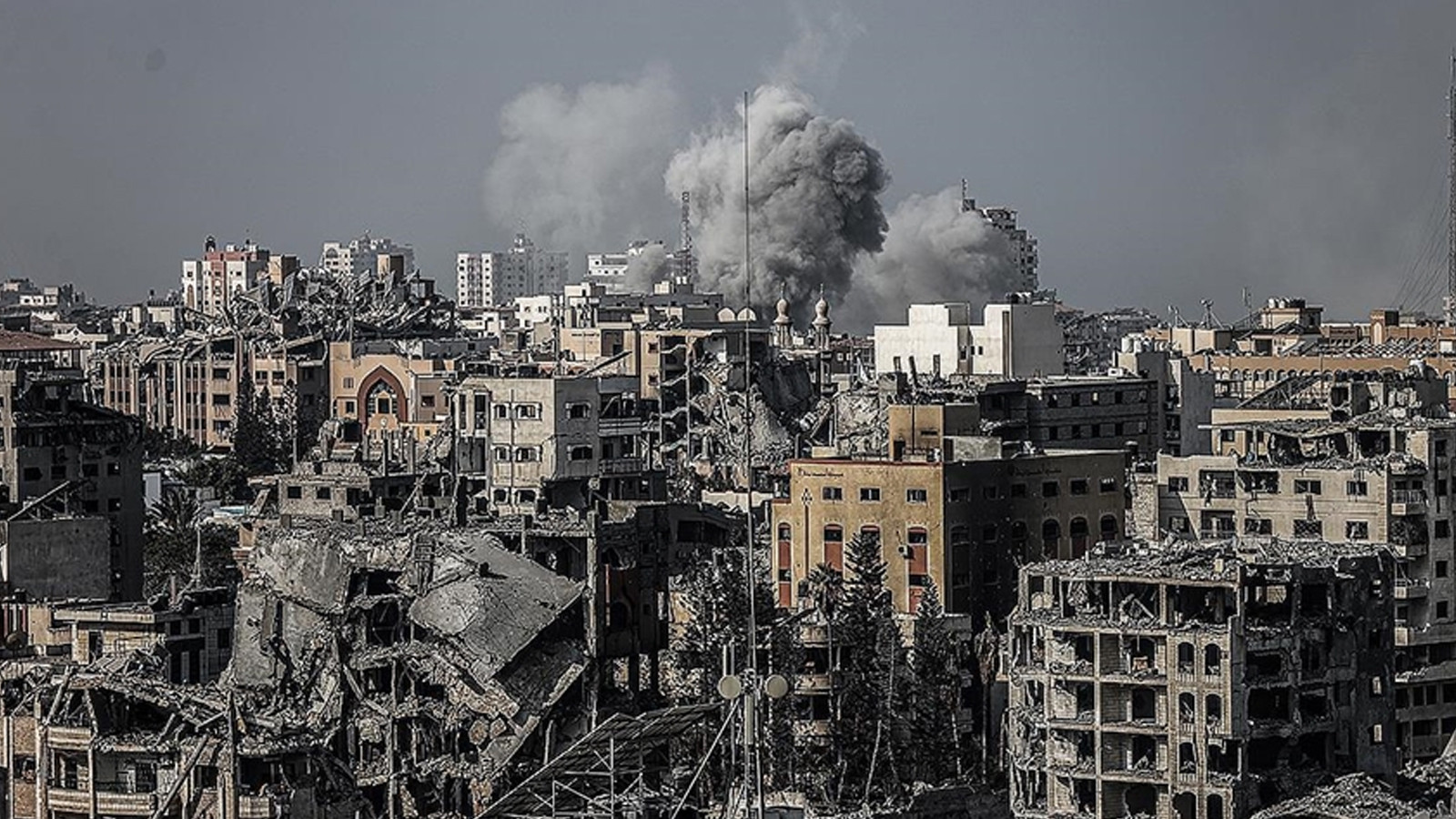 Gazze’de can kaybı 71 bin 769’a yükseldi