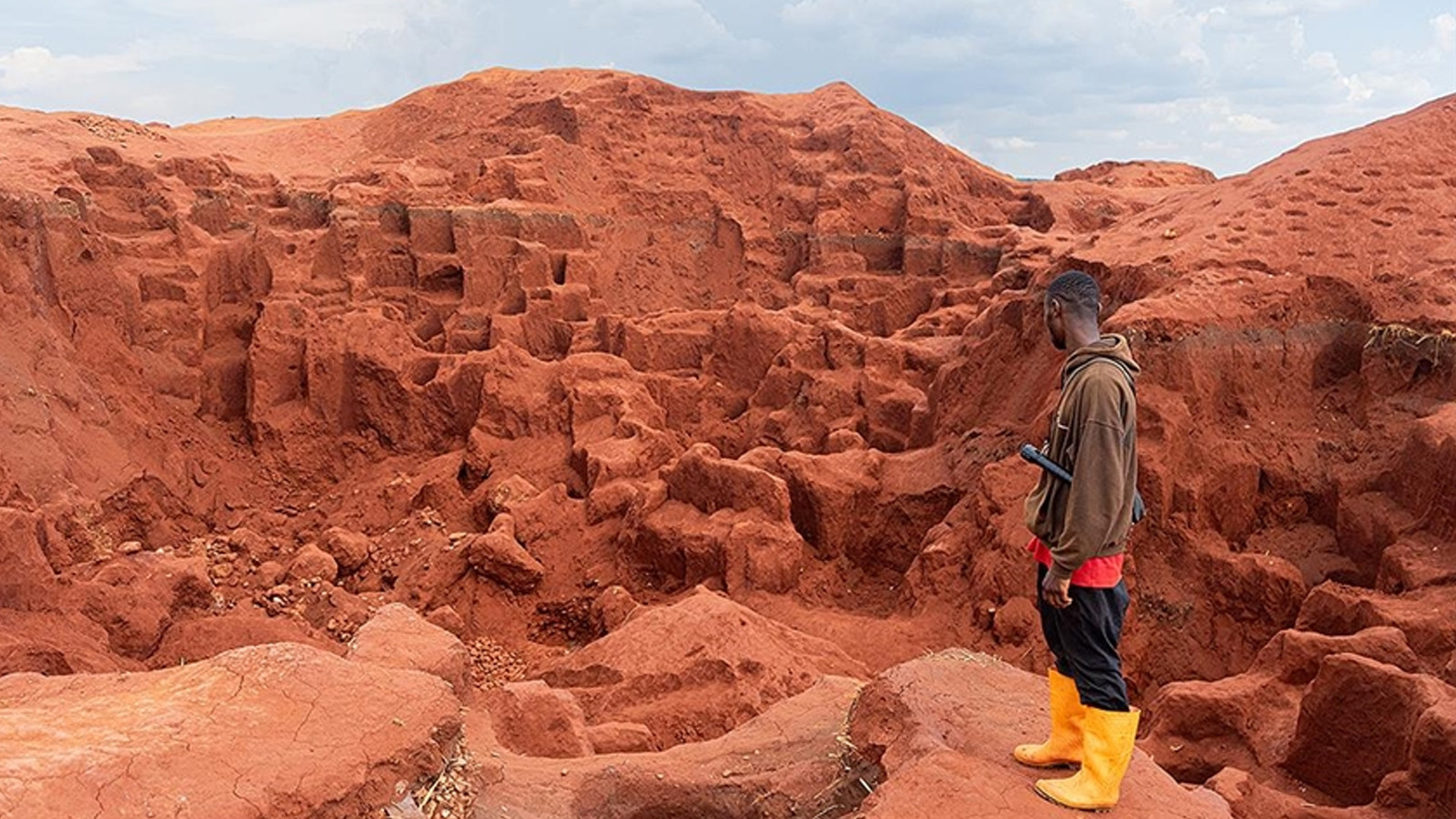 Ülkede maden faciası! En az 226 işçi hayatını kaybetti