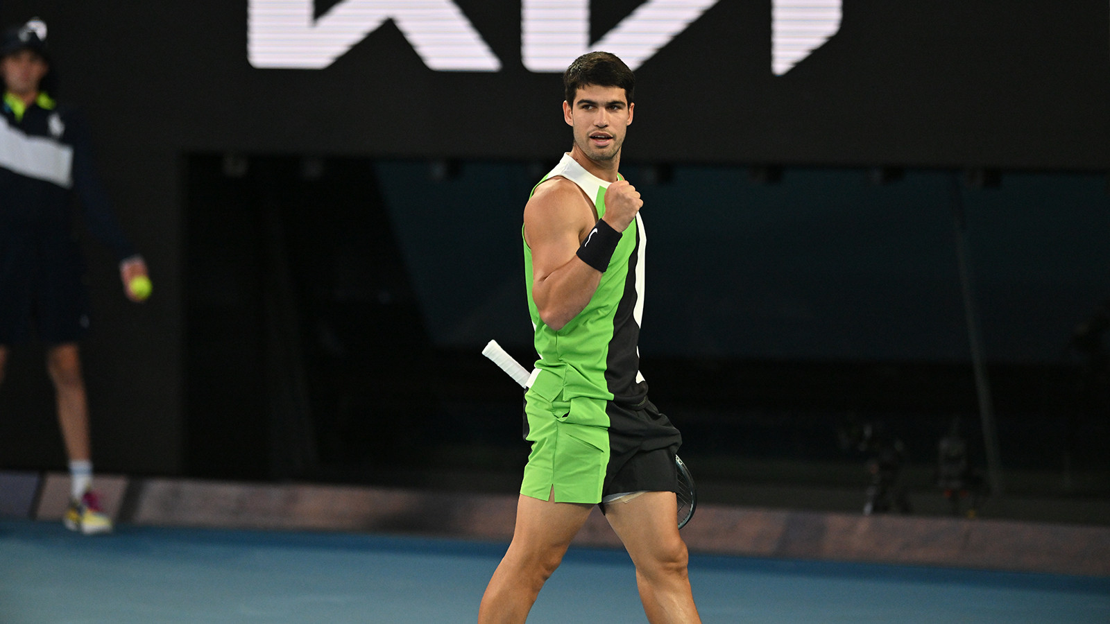 Avustralya Açık'ta şampiyon Carlos Alcaraz! 87 yıllık rekoru tarihe gömdü