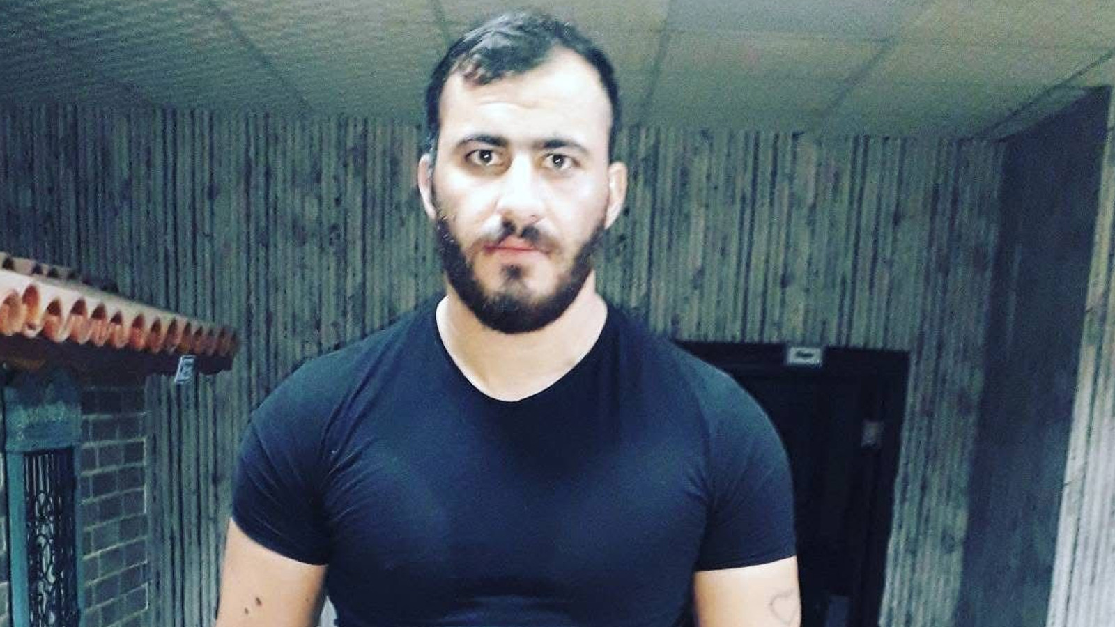 İzmir’de motosiklet sürücüsü feci şekilde can verdi