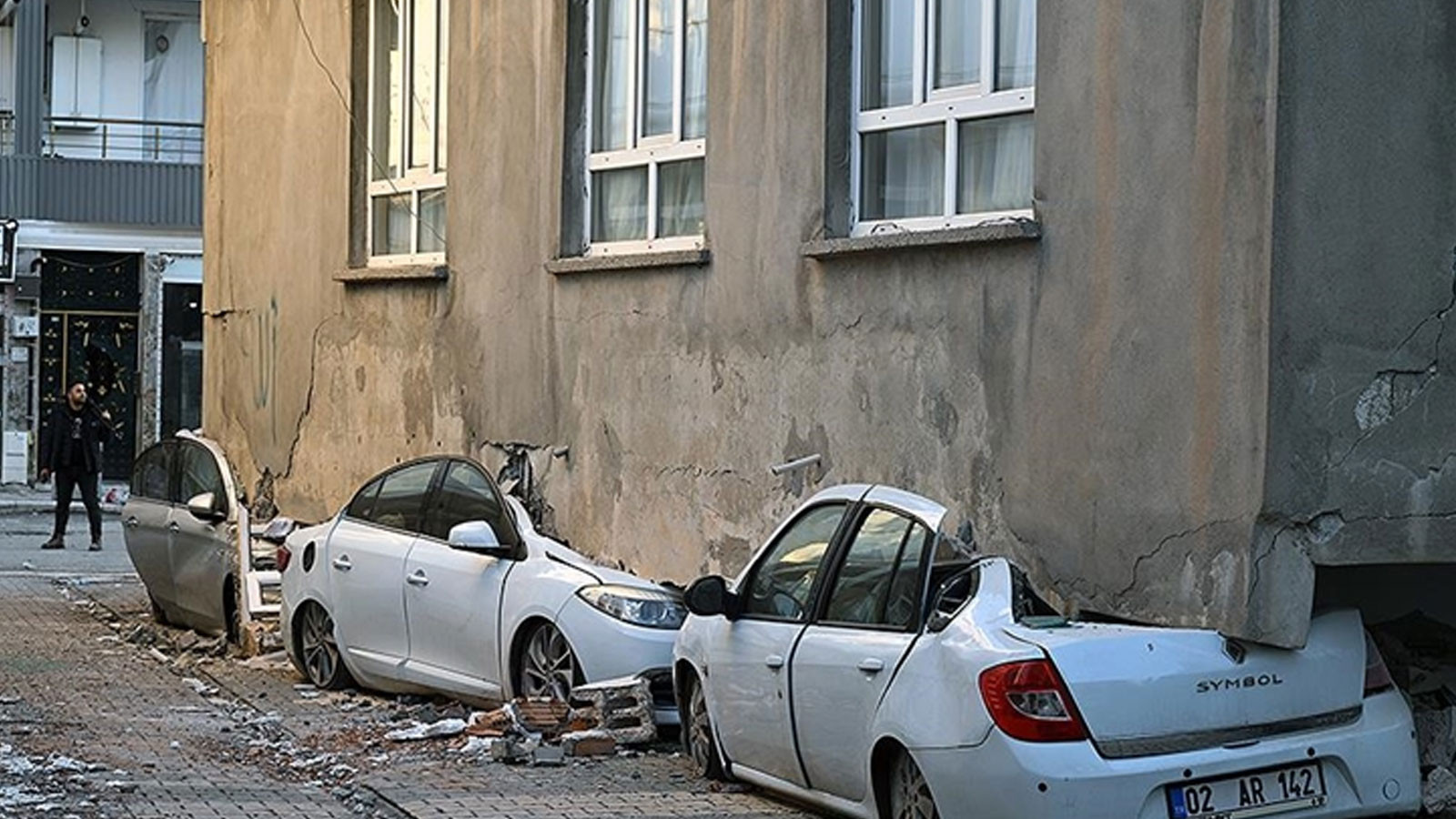 Adıyaman'da depremin üçüncü yılı nedeniyle 6 Şubat'ta eğitime ara verilecek