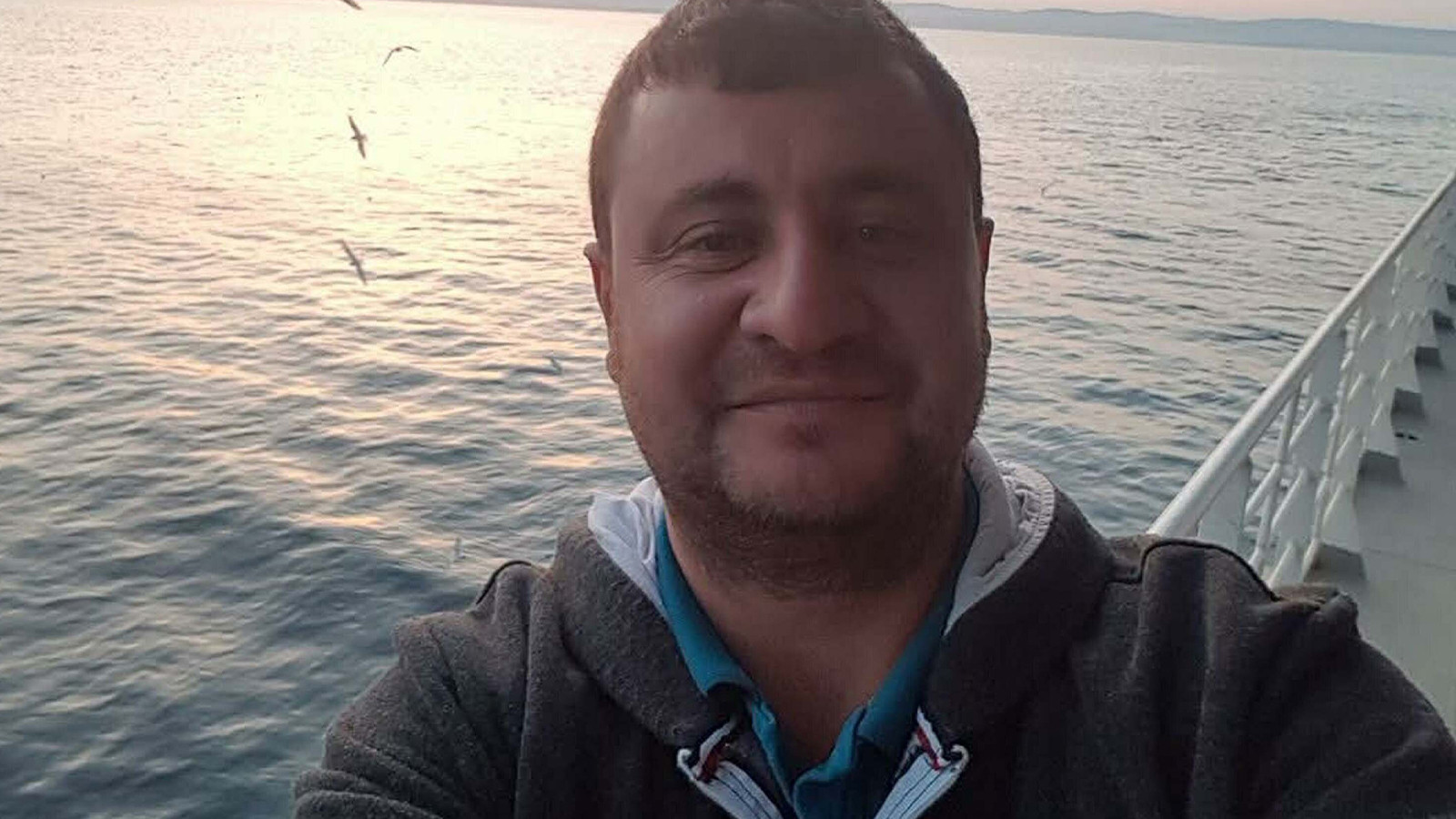 Altın borcu yüzünden oğlunu öldürdü