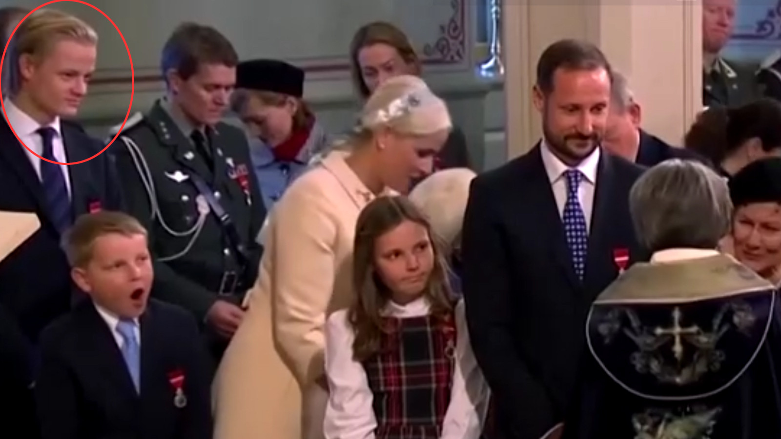 Veliaht Prensesin oğlu hakim karşısında: Cinsel saldırı, darp ve uyuşturucu...