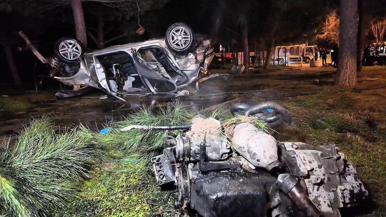 İstanbul'da kırmızı ışık ihlali faciaya sebep oldu! Çok sayıda yaralı var