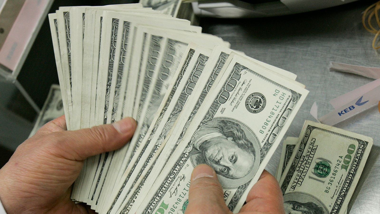 Türkiye'nin deprem bölgesi için sağladığı dış finansman 8,7 milyar dolara yaklaştı