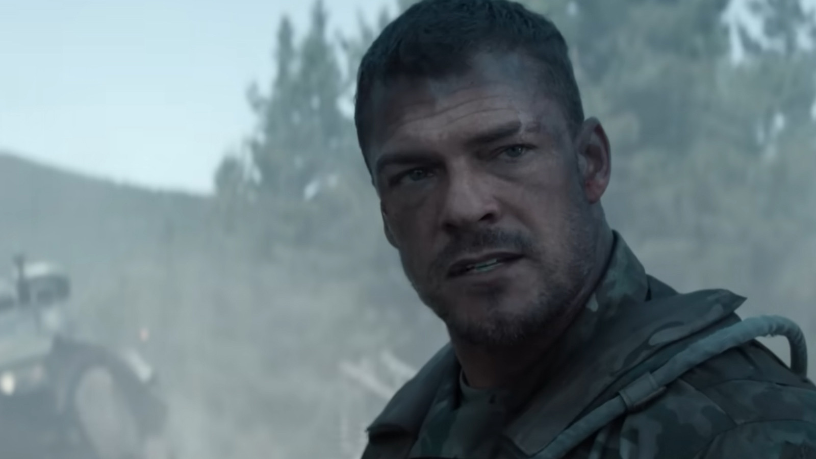 Alan Ritchson, Netflix'in 'War Machine' dizisinde doğaüstü bir tehdide karşı savaşa giriyor