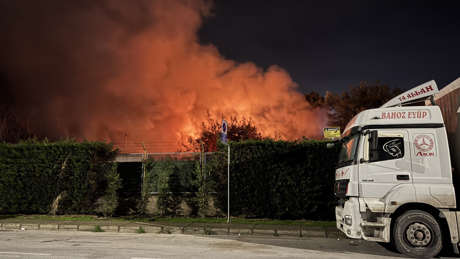 Bursa'da tekstil fabrikasında yangın