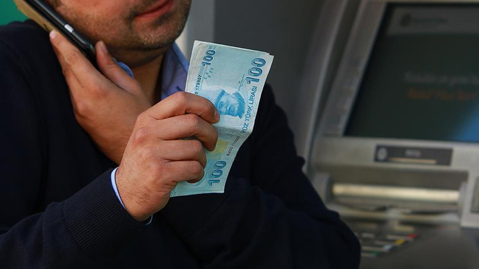 Dolandırıcıların yeni numarası: "Birikimlerinizi güvenli hesaplara aktarın"