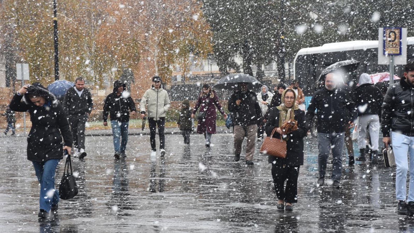 İçişleri Bakanlığı'ndan 10 il için uyarı: Kar ve fırtına bekleniyor