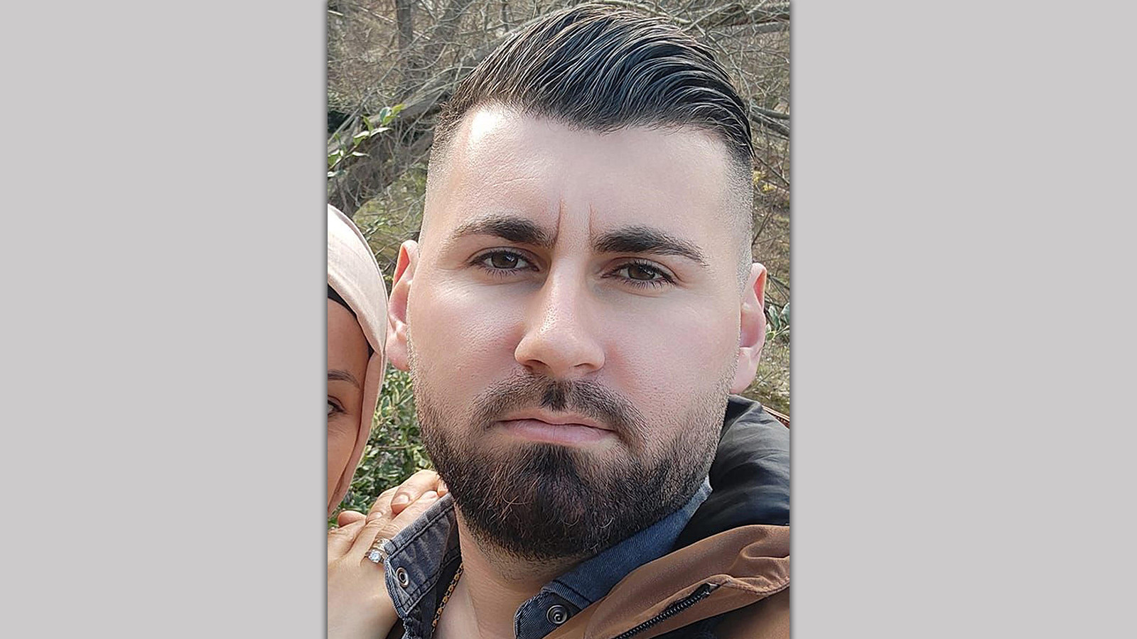 Mobilya ustası, kamyonetinde bıçaklanarak öldürüldü