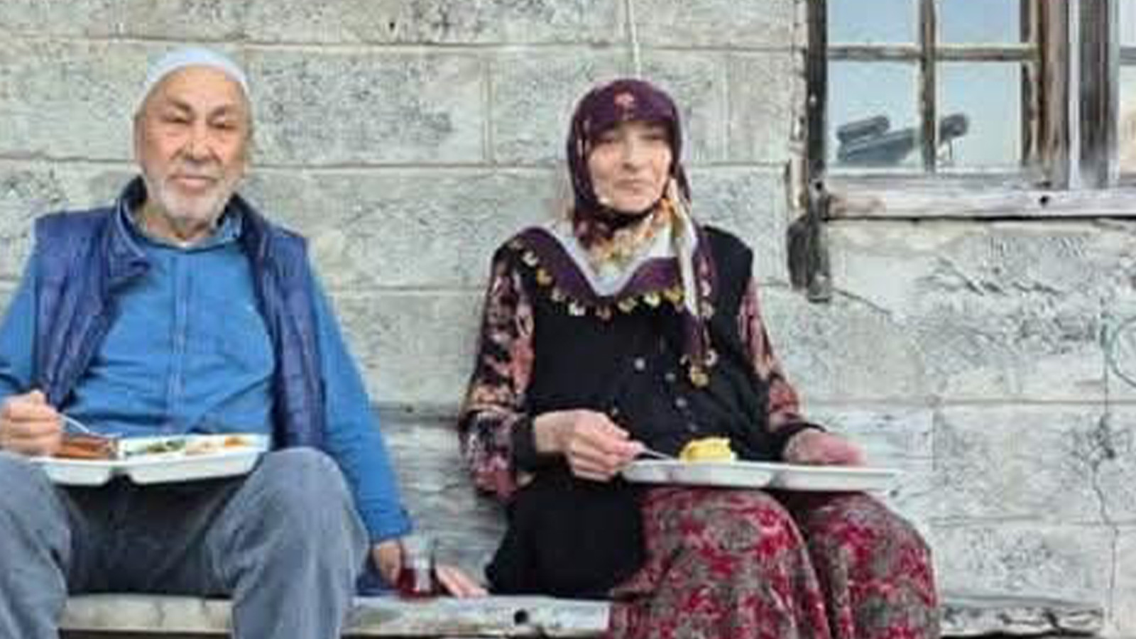 56 yıllık çift 1 gün arayla hayatını kaybetti