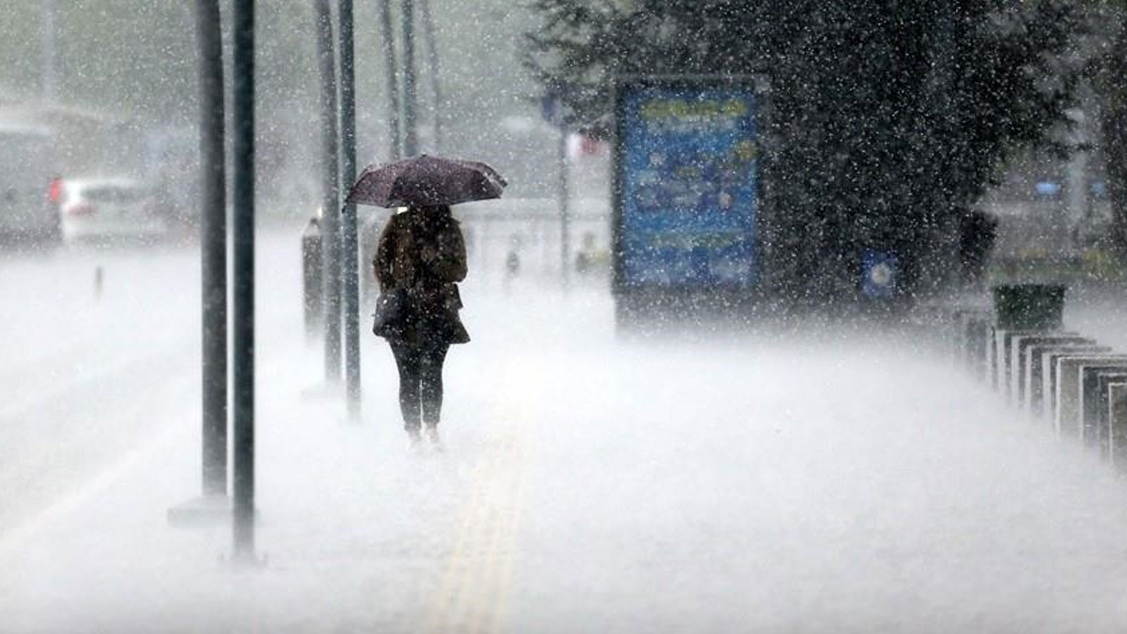Meteoroloji'den hafta sonu uyarısı! Yurdun batısı yağmurlu, doğusu kar yağışlı geçecek