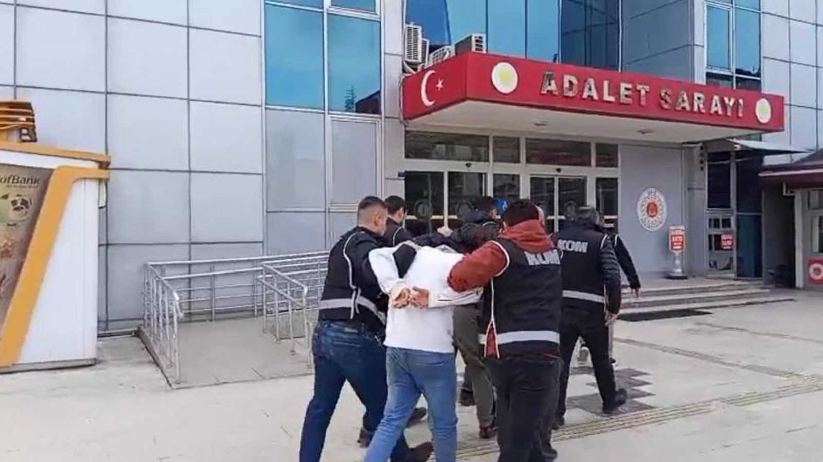 Ordu'da eylem hazırlığındaki şüpheliler bomba ve mühimmatla yakalandı: 2 tutuklama