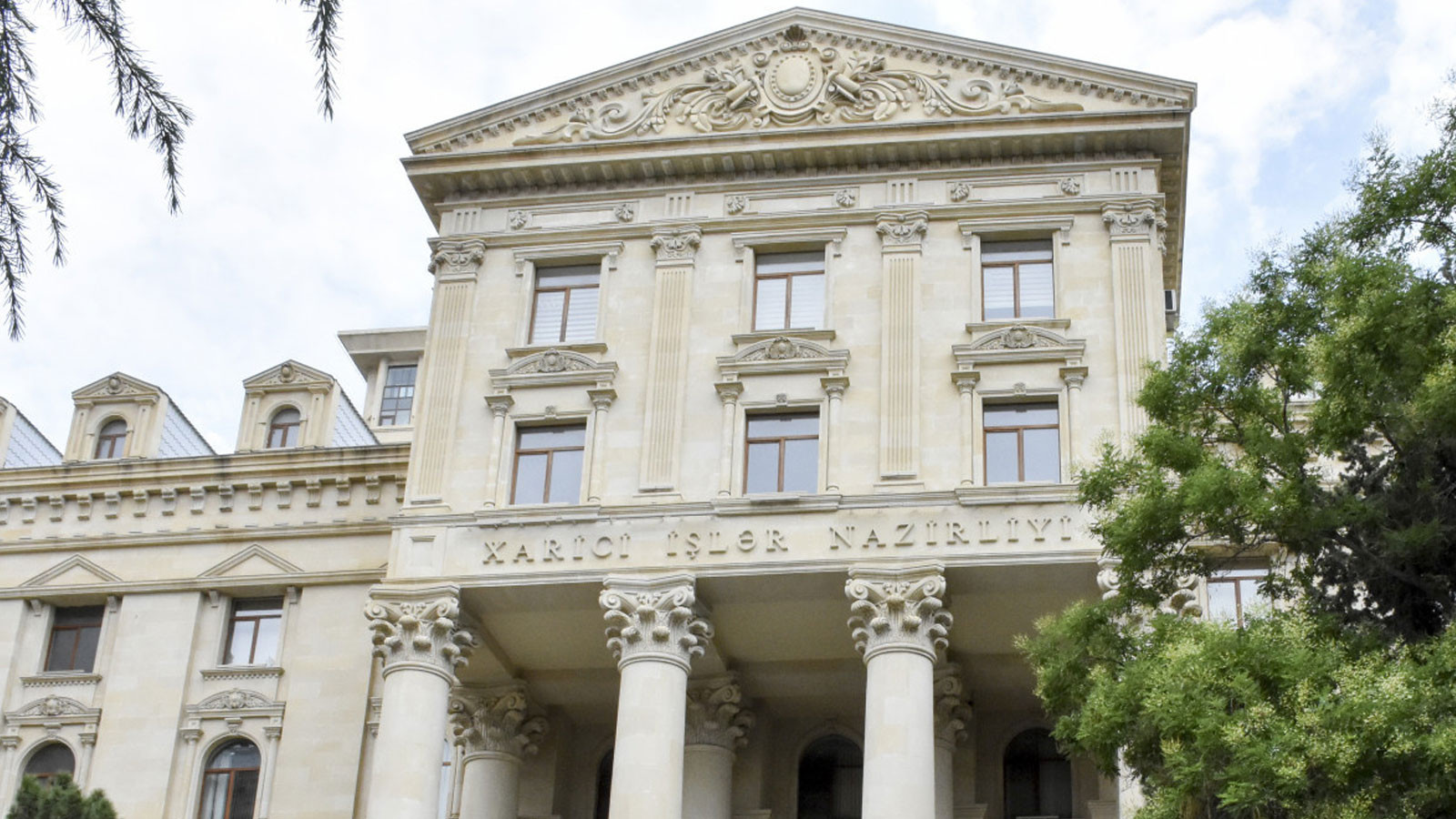 Rusya Büyükelçisi Azerbaycan Dışişleri Bakanlığı'na çağrıldı