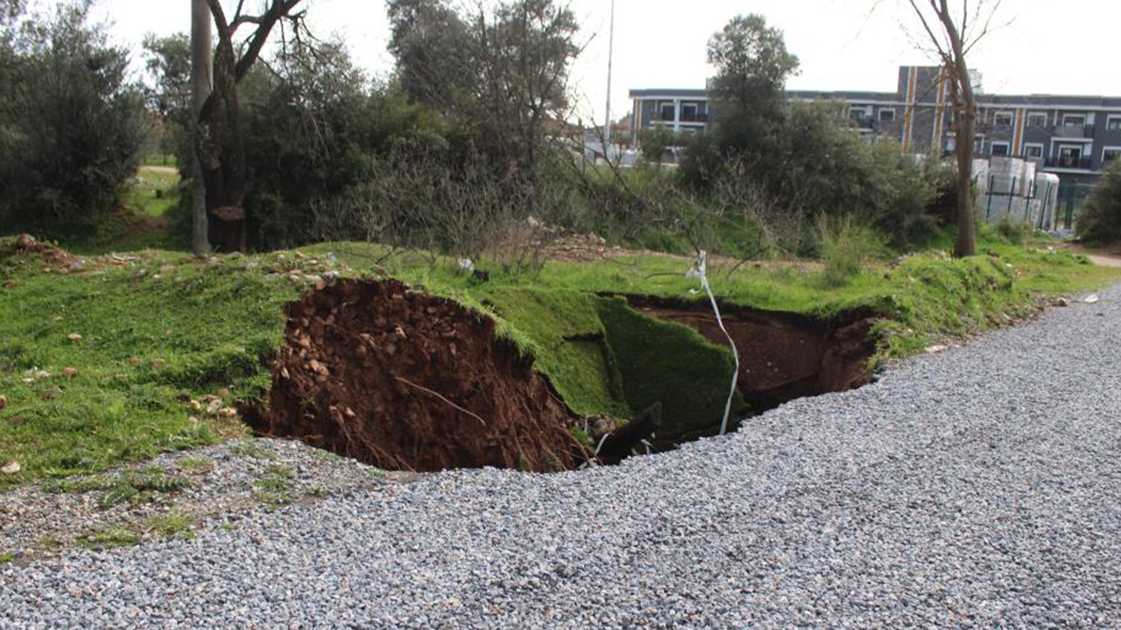 20 metre derinliğinde; yağışlardan sonra ortaya çıktı!