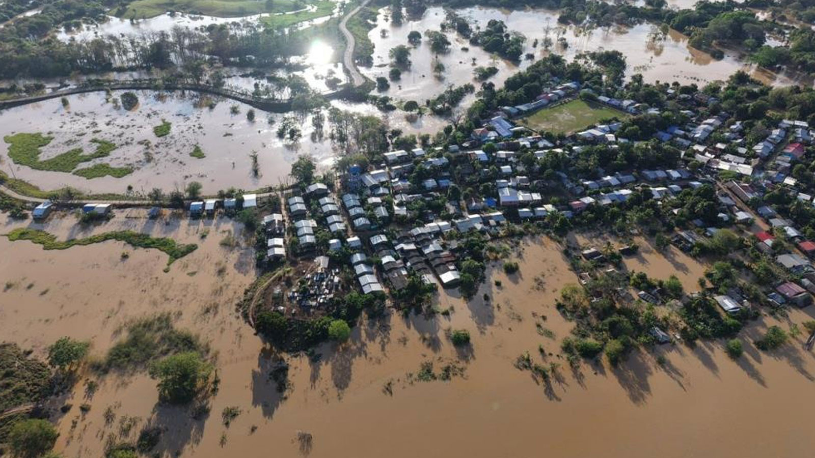 Kolombiya'da sel felaketi 6 can aldı