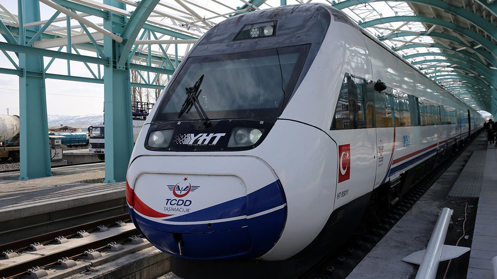 4 şehre daha hızlı tren: Seyahat süresi 2 saat 15 dakikaya düşecek