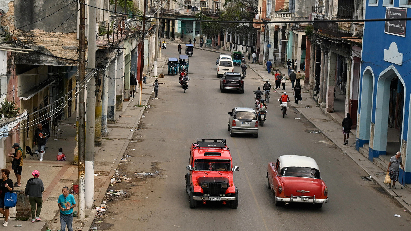Küba'da yakıt krizi: Oteller kapanmaya başladı