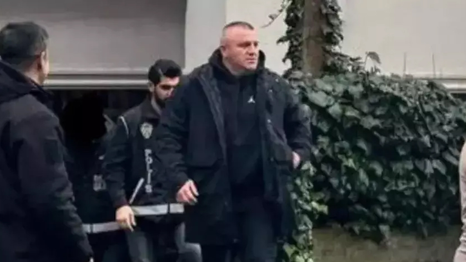 Ekrem İmamoğlu’nun koruması serbest bırakıldı